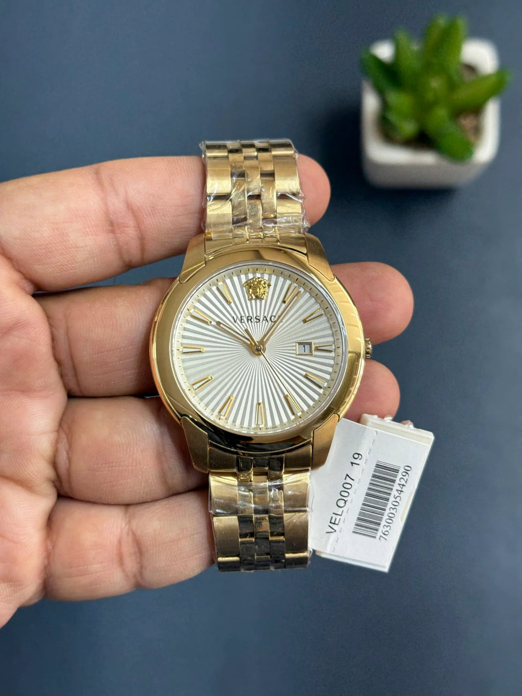 Versace VELQ00719 Gold Quartz Store Quality