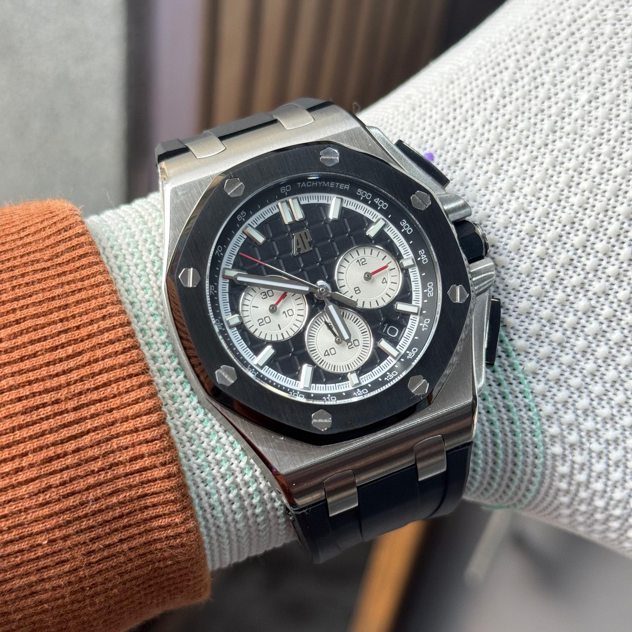 Audemars Piguet Chronograph Black Silver Quartz