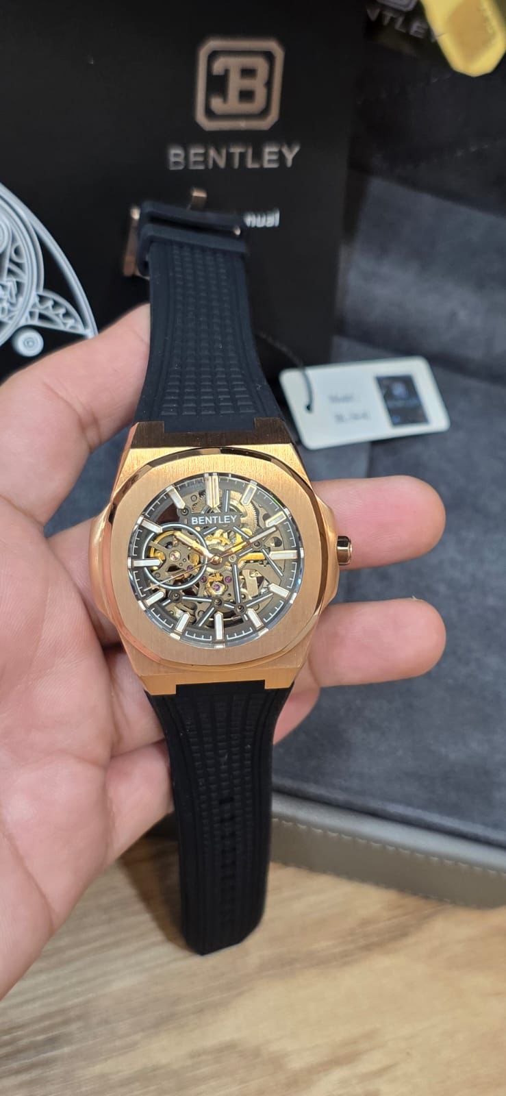 BENTLEY  ORIGINAL WITH BOX AUTOMATIC  GENTS WITH OG BOX