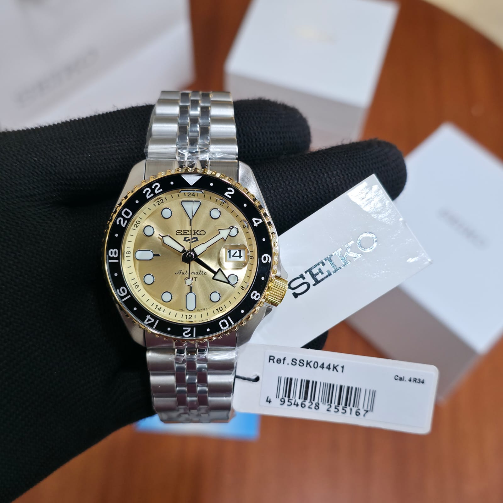 Seiko 5 Sports GMT