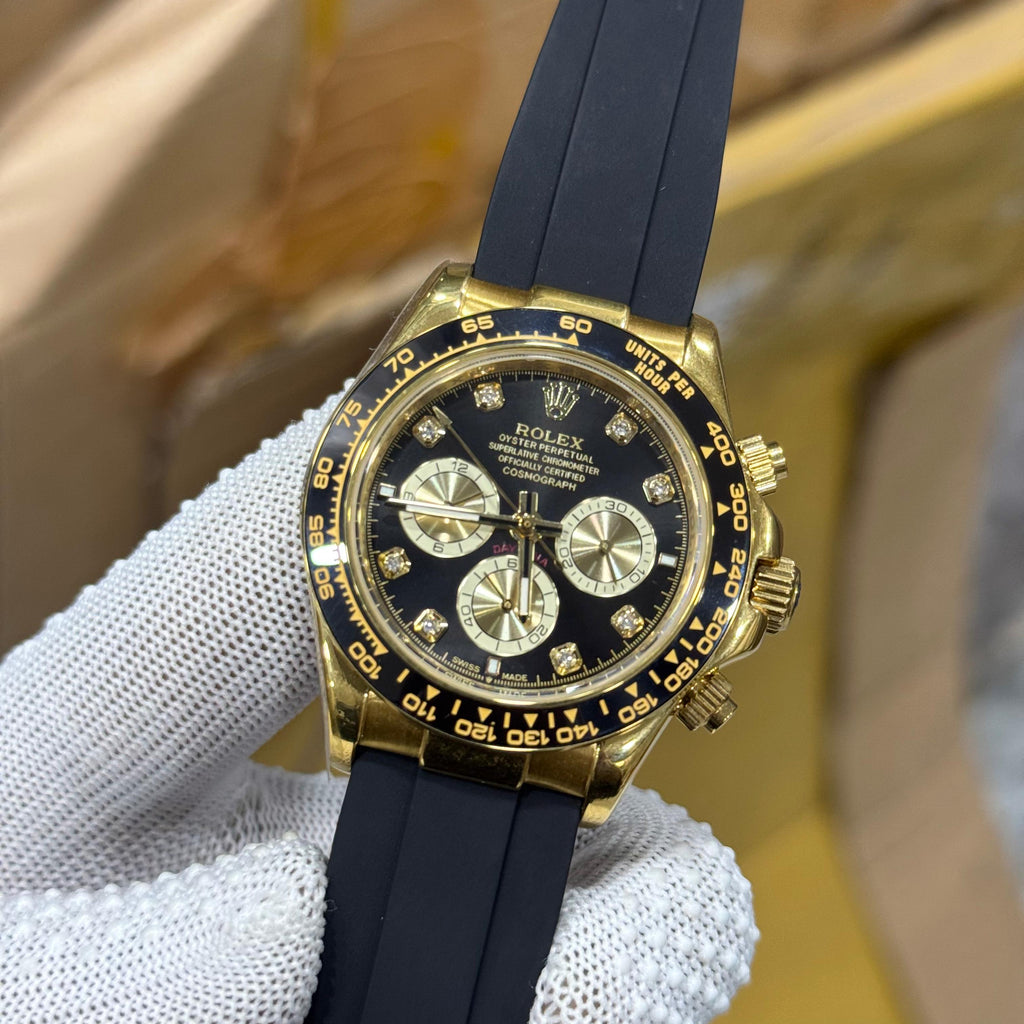 ROLEX Daytona Black Gold Diamond Figure