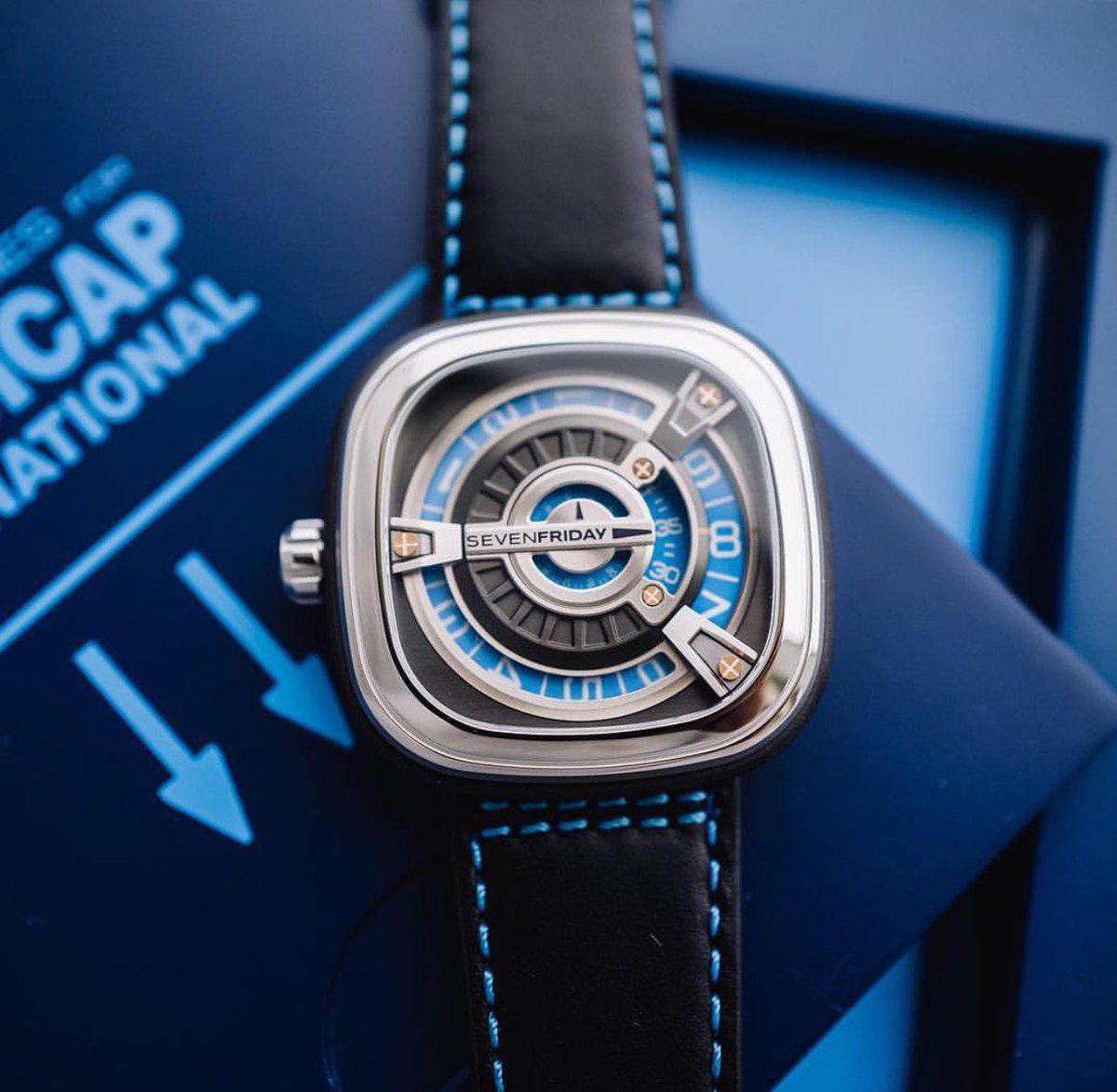 SEVEN FRIDAY M1/05 Handicap International