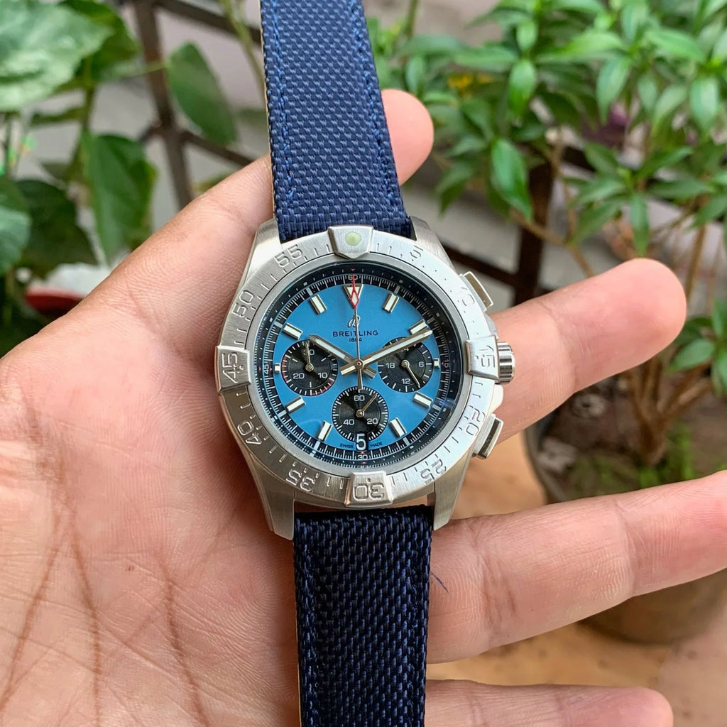 Breitling AVENGER B01 CHRONOGRAPH Blue Quartz