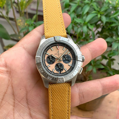 Breitling AVENGER B01 CHRONOGRAPH Silver Quartz