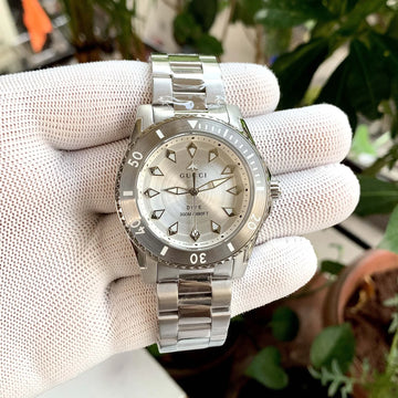 Gucci Dive Silver YA136354 Quartz