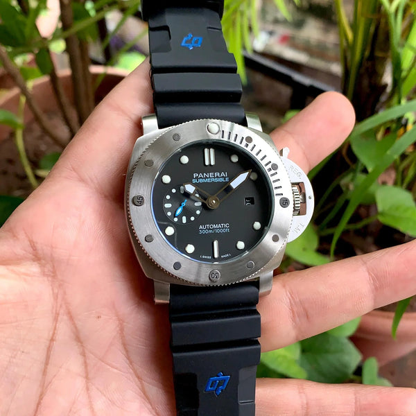 Luminor Submersible 300m Auto Silver