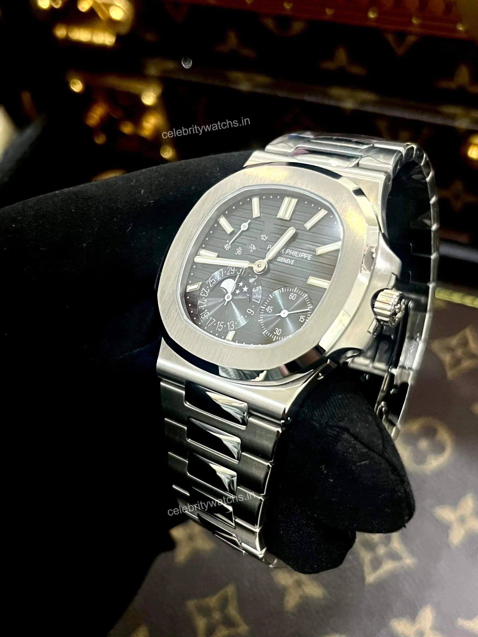 Patek Philippe Nautilus 5712/1A-001 1:1 Super Clone Replica