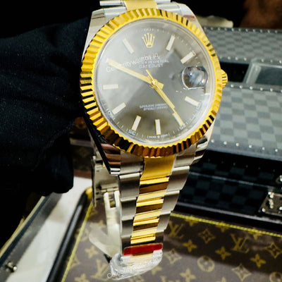 Rolex DateJust 126333 Black Dial Oyster EwF Swiss