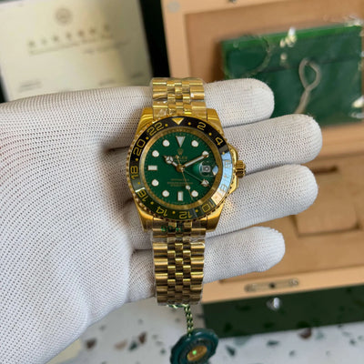 Rolex Master GMT II 116718 Green Dial Edition
