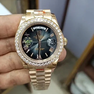 Rolex Daydate Rosegold Chain Diamond Bezel