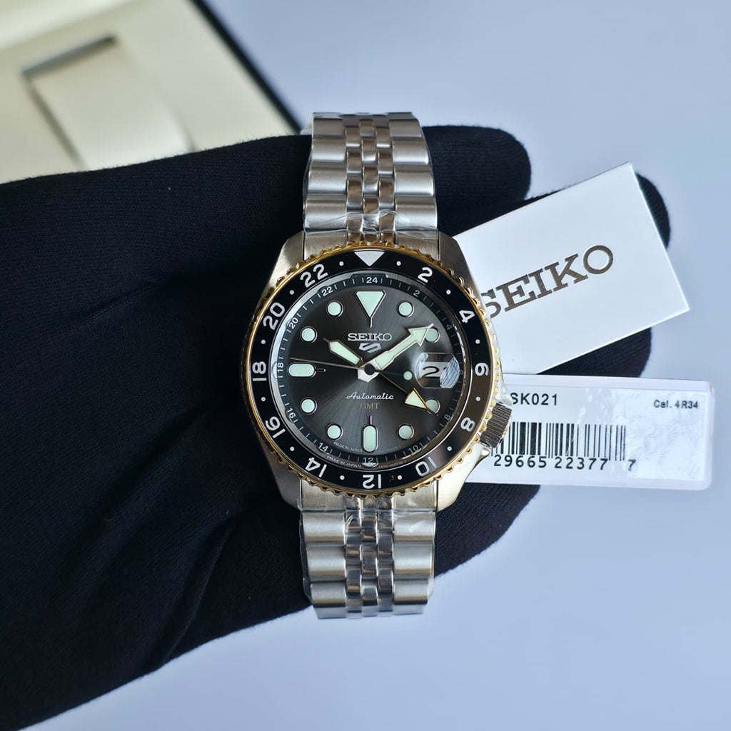 Seiko 5 GMT 42.5mm Store Quality