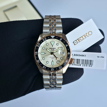 Seiko 5 GMT 42.5mm Store Quality
