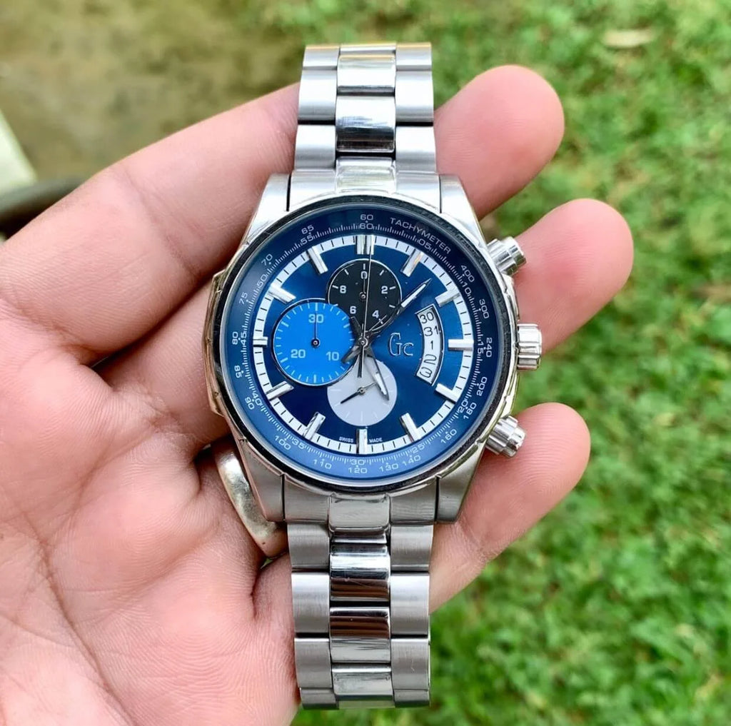 Guess X8 Quartz