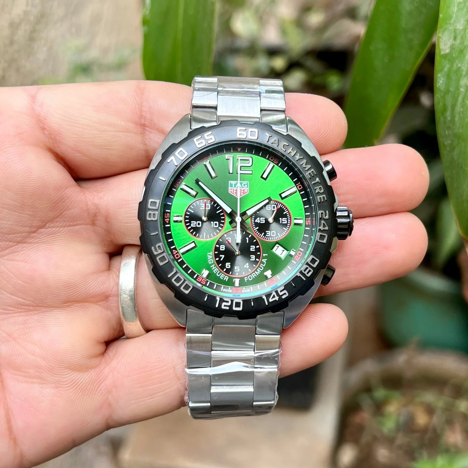 Tag Heuer Formula 1 Red CAZ101AP Quartz Chain