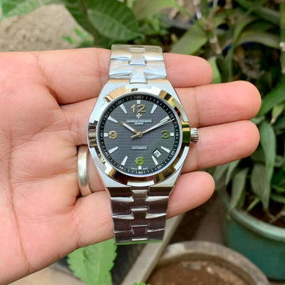 Vacheron Constantin OVERSEAS Black Dial Automatic