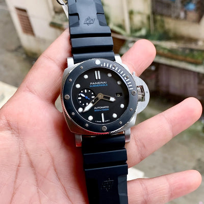 Luminor Submersible 300m Auto Silver Black