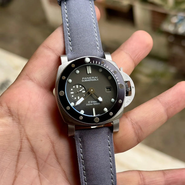 Luminor Panerai Submersible QuarantaQuattro ESteel Grigio Roccia
