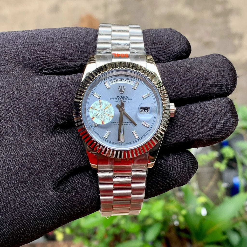 Rolex DayDate Silver Blue Fluted Bezel Yz