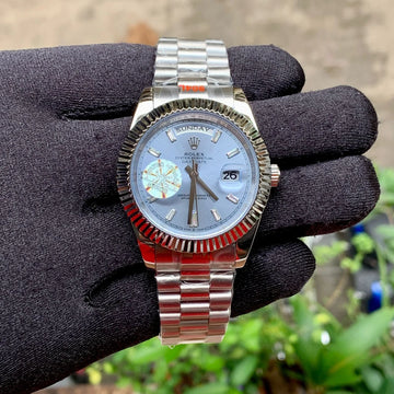 Rolex DayDate Silver Blue Fluted Bezel Yz
