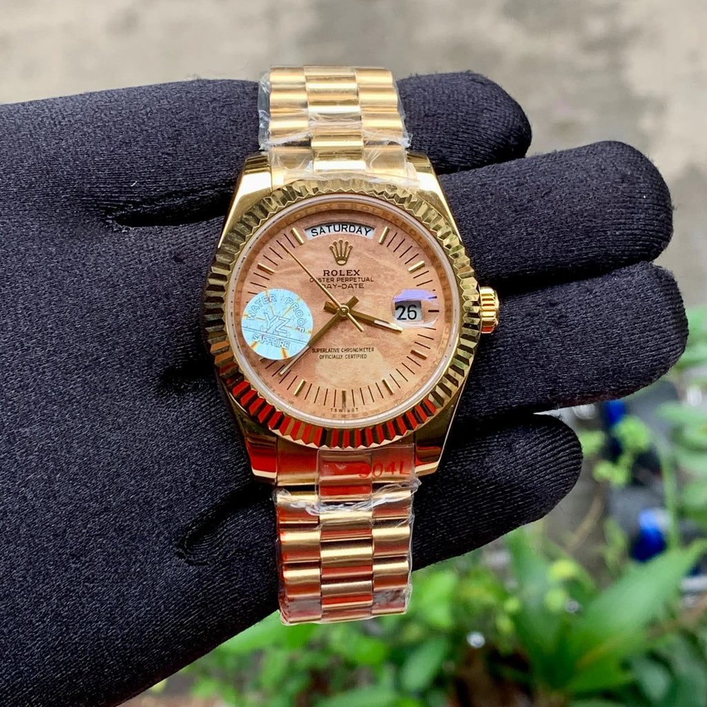 Rolex Oyster DayDate Gold Plain Figure Yz