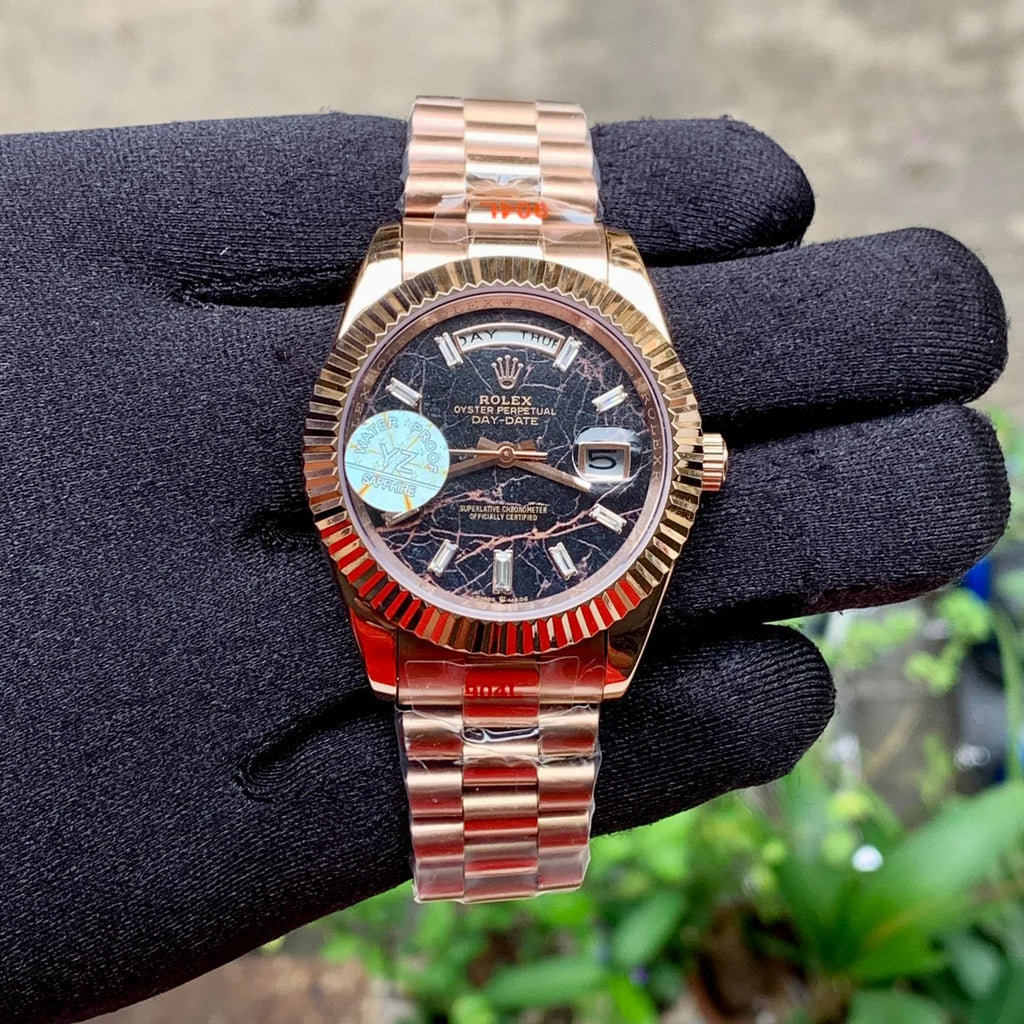 Rolex DayDate Rose-Gold Eisenkiesek Dial Yz