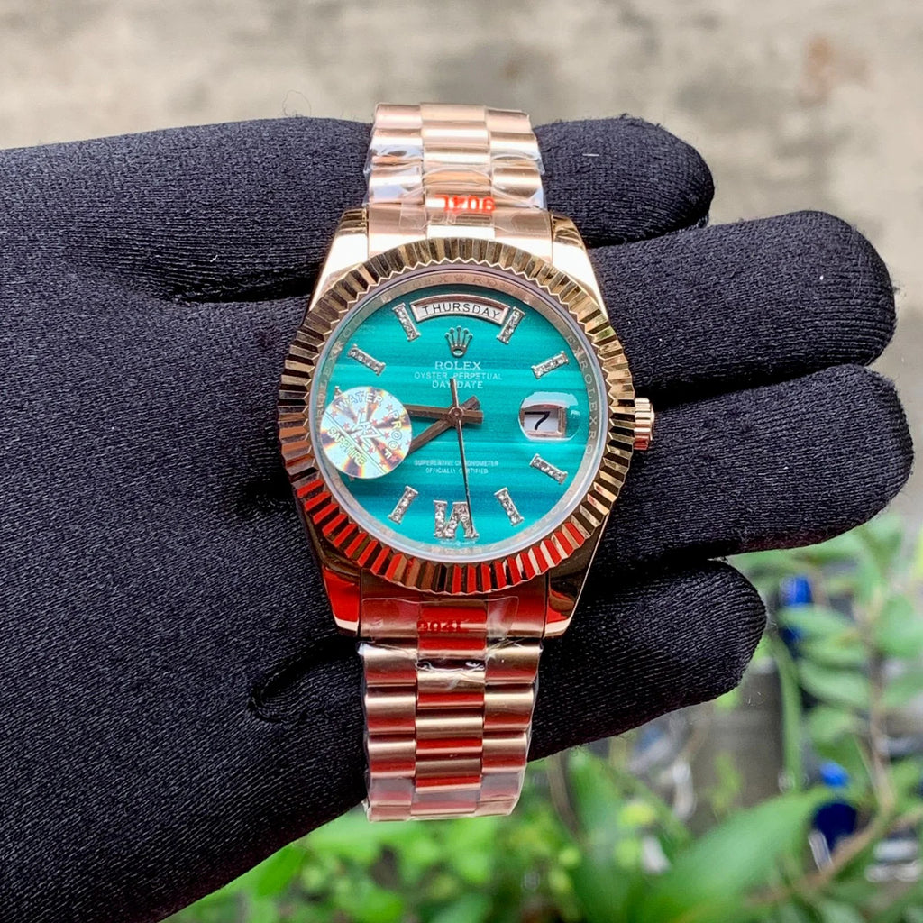 Rolex DayDate RGold Diamond Figure Fluted Yz