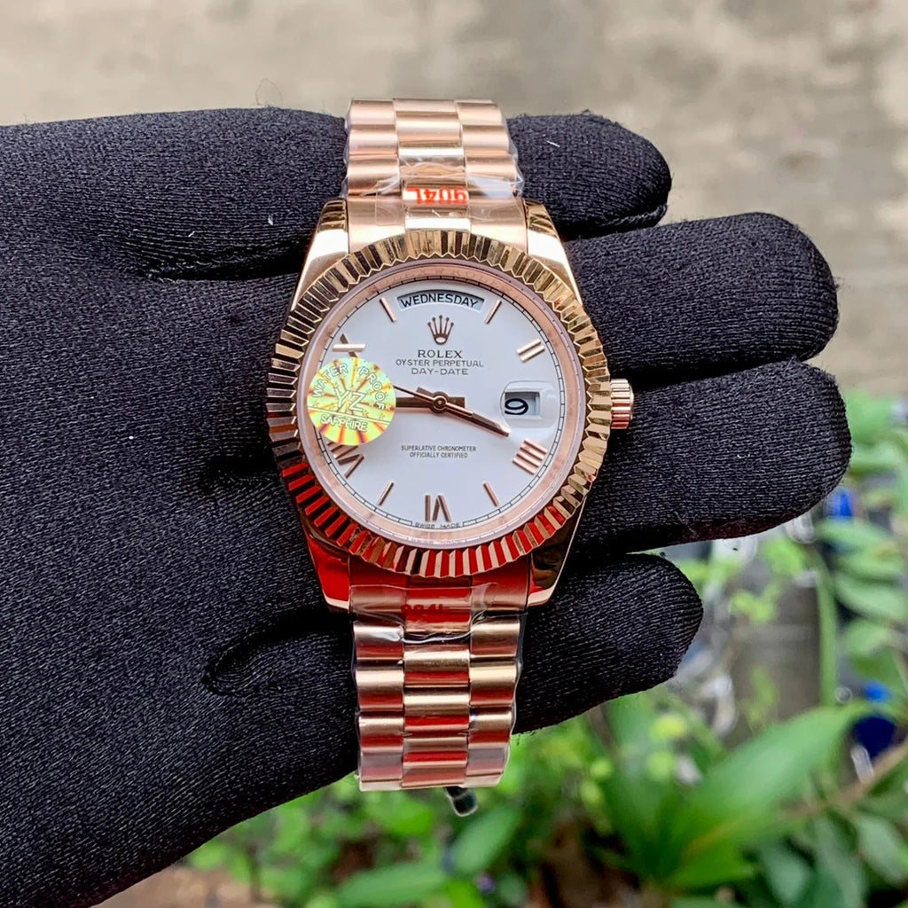 Rolex DaYDate RGold White Roman Figure Yz