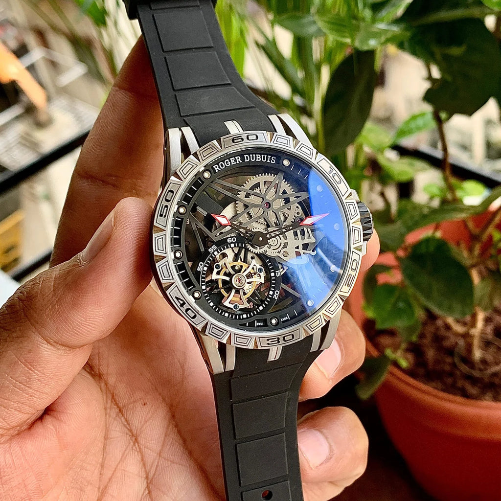 Roger Dubuis Excalibur Flying Tourbillion Black
