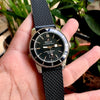 Breitling SuperOcean Heritage بميناء أسود