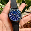 ساعة IWC بايلوت كرونو بمينا أزرق وإطار أسود IW