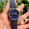 ساعة IWC پایلوت كرونو بمینا زرقاء وحافة فضية IW
