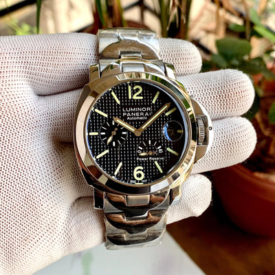 Luminor Panerai Power Reserve Black Dial
