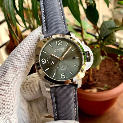 Luminor Panerai ESteel Verde Smeraldo Silver Bezel