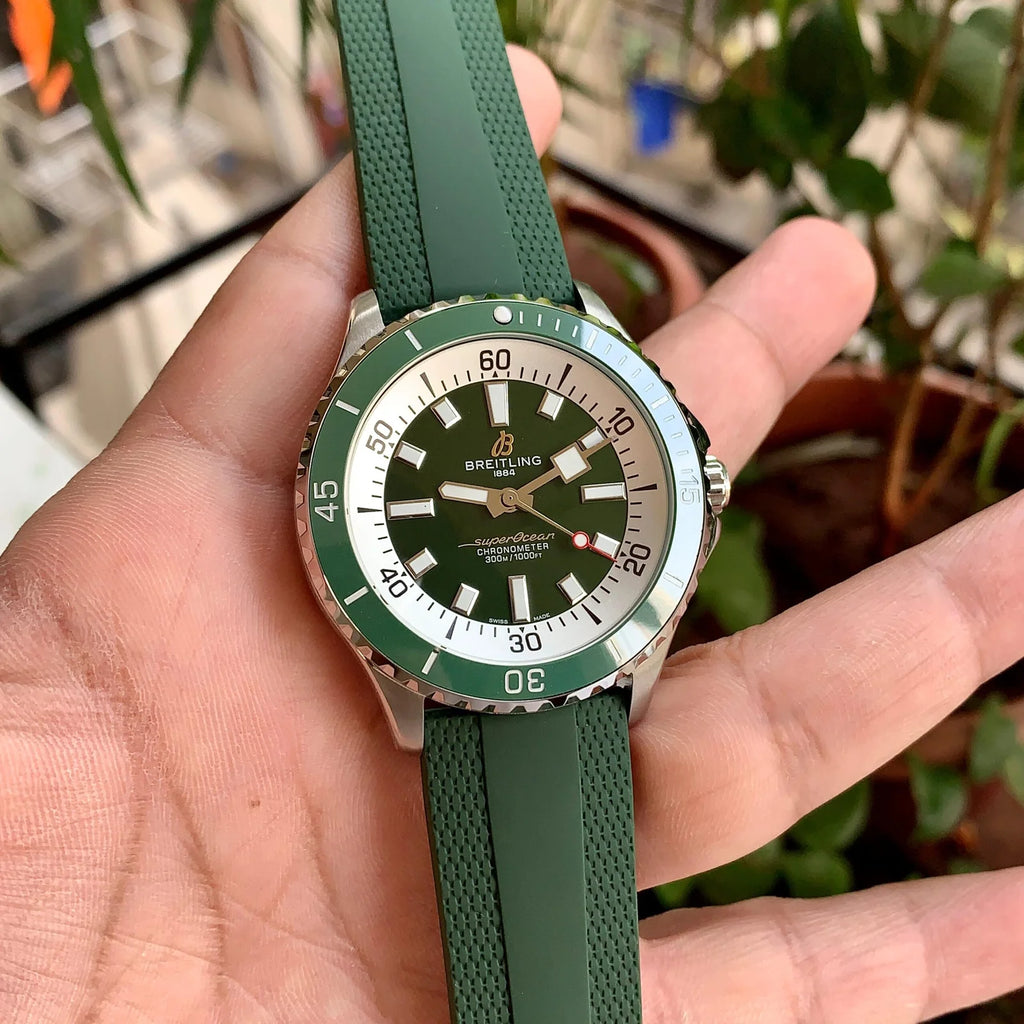 Breitling SUPEROCEAN 42 Green Bezel Auto