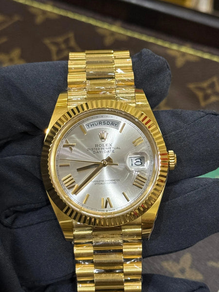 Rolex Day-Date 40 Gold 228238 Roman RCF Super Clone