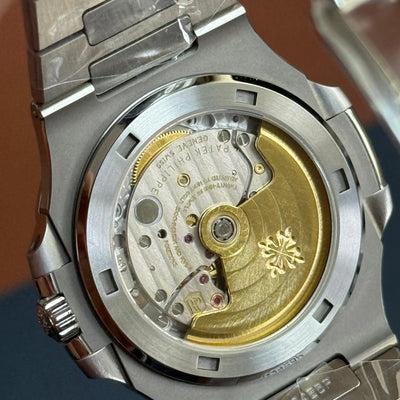 Patek Philippe Nautilus 5711 Blue DDF Super Clone