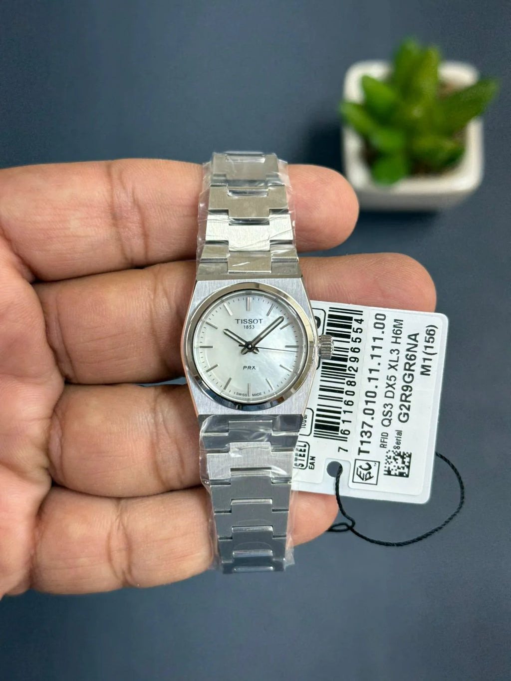 Tissot Classic PRX T137.010.11.111.00 White MOP 25MM Quartz