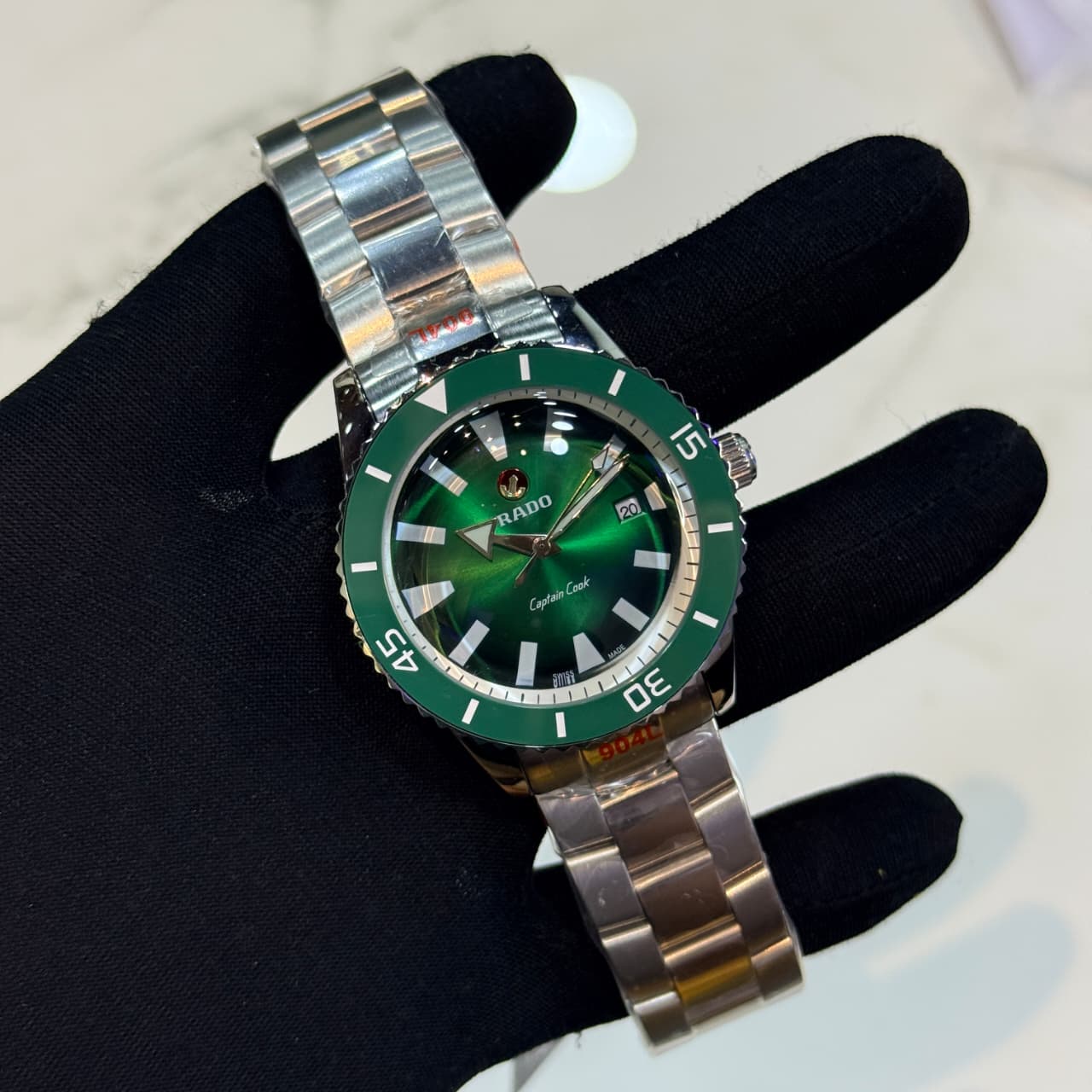 Rado Captain Cook