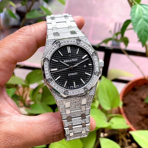 Audemars Piguet Royal Oak Diamond arises