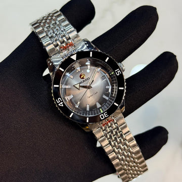 Rado Captain Cook