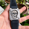Bell & Ross BR-01 إصدار "الجمجمة الضاحكة" الفضي