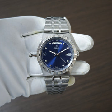 TUDOR Royal