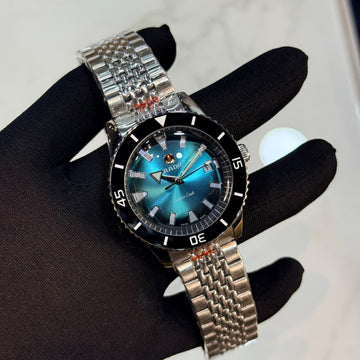 Rado Captain Cook