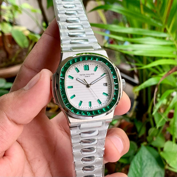 Patek Philippe Nautilus 5700/112 Ruby Green