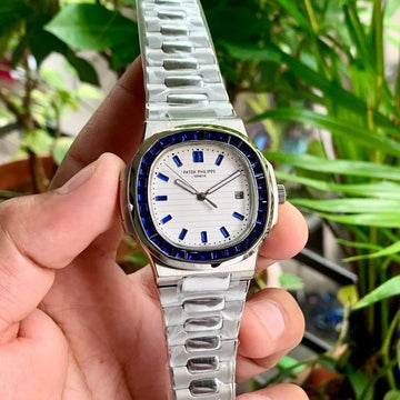 Patek Philippe Nautilus 5700/112 Ruby Blue