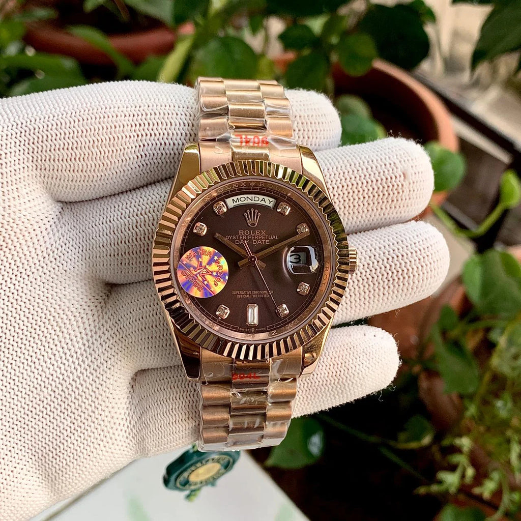 Rolex DayDate RG Brown Dial Diamond Figure Yz