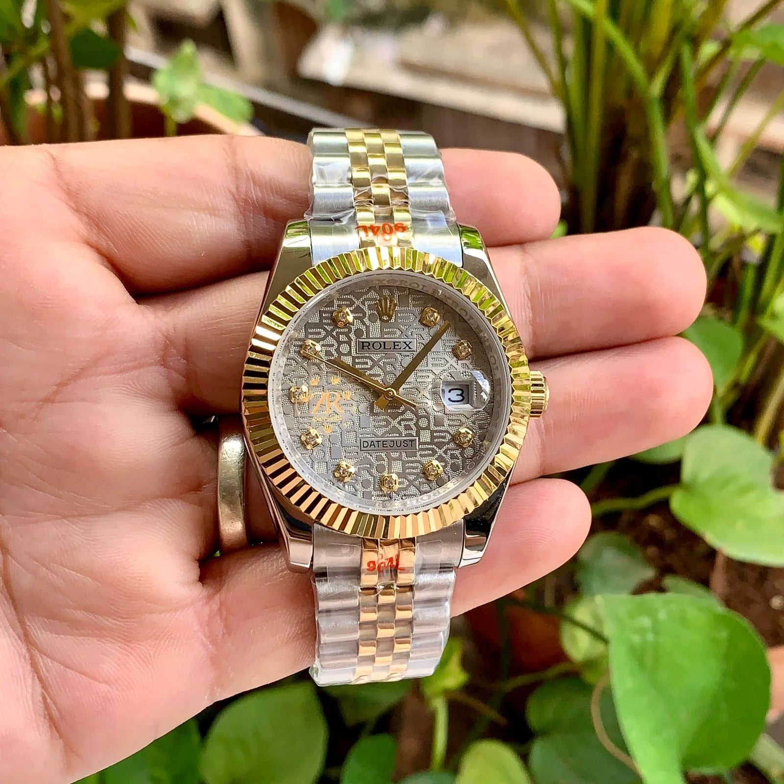 Rolex DateJust Jubilee Textured Dial Diamond Figure ZR