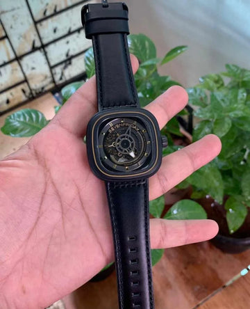 Seven Friday SF P2B/02