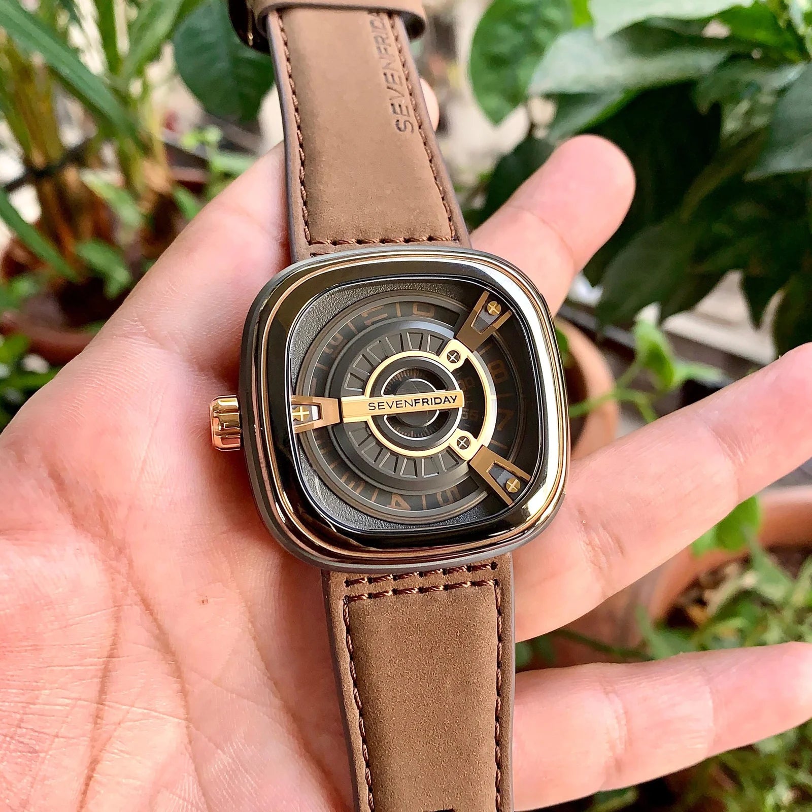 SEVEN FRIDAY M2/02 Brown