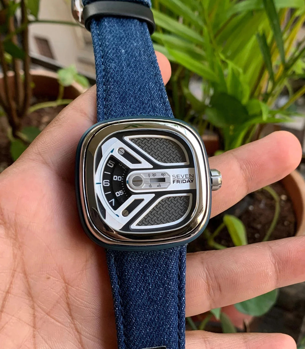 Seven Friday M1B/01 “Urban Explorer”